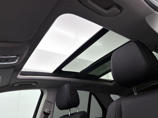 Mercedes-Benz GLE-KLASSE 400 e 4MATIC AMG Plug-In Hybride AMG Line | Night Pakket | Panoramadak | Head-up-Display | Trekhaak | AC en DC Laden | Distronic. Inclusief 24 maanden MB Certified garantie voor Europa.