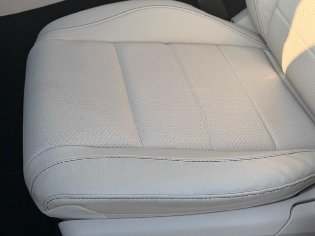 Mercedes-Benz GLE-KLASSE 400 e 4MATIC AMG Line 381 PK I AIRMATIC I Panoramadak l Beige interieur I MULTIBEAM LED l 360 gr Camera l wegklapbare Trekhaak l KEYLESS GO l Night pakket l Stoelverwarming l Memory l Luchtvering l Dodehoek detectie l Elektrisch bedienbare achterklep l Dr