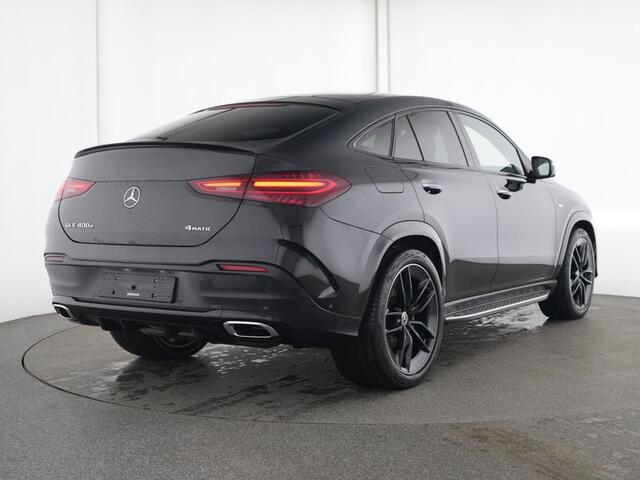 Mercedes-Benz GLE-KLASSE Coupé 400 e 4MATIC AMG Plug-In Hybride AMG Premium Plus | Night Pakket | Panorama Schuif-Kanteldak | Airmatic | 22 Inch AMG Velgen. Inclusief 24 maanden MB Certified garantie voor Europa.