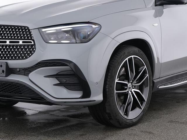 Mercedes-Benz GLE-KLASSE 400 e 4MATIC AMG Plug-In Hybride AMG Line | Night Pakket | Distronic | 22 Inch AMG Velgen | Panorama Schuif-Kanteldak | Trekhaak | Airmatic | Inclusief 24 maanden MB Certified garantie voor Europa.