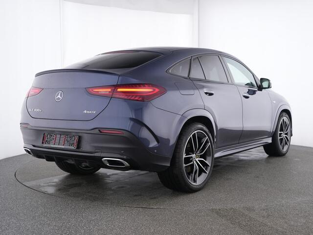 Mercedes-Benz GLE-KLASSE Coupé 400 e 4MATIC AMG Plug-In Hybride | Night Pakket | Airmatic luchtvering | Distronic | AC en DC Laden | Trekhaak | Panorama Schuif-Kanteldak | 22 Inch AMG Velgen. Inclusief 24 maanden MB Certified garantie voor Europa.