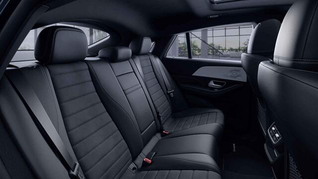 Mercedes-Benz GLE-KLASSE Coupé 350 e 4MATIC Premium Plus | AMG | Night | Treeplanken | Burmester | Trekhaak | 22" lichtmetalen velgen |