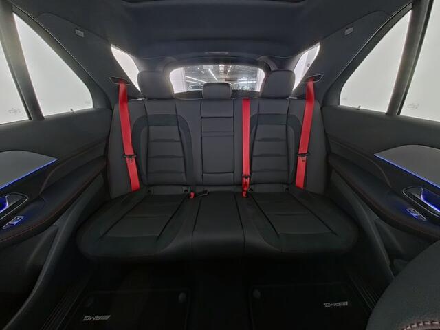 Mercedes-Benz GLE-KLASSE Mercedes-AMG 53 Hybrid 4MATIC+ AMG | Night Pakket | Head-up-Display | Trekhaak | Distronic | 22 Inch AMG Velgen | 360° camera | MultiBeam Koplampen. Inclusief 24 maanden Mercedes-Benz Certified garantie voor Europa.