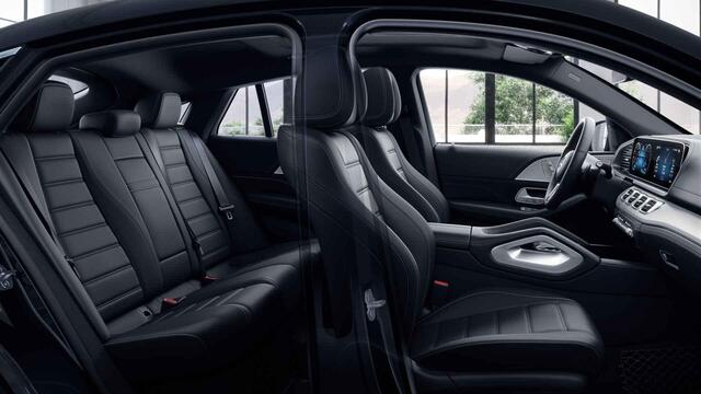 Mercedes-Benz GLE-KLASSE Coupé 350 e 4MATIC Premium | AMG | Panoramadak | Burmester | Trekhaak | Massagefunctie | Rijassistentiepakket |