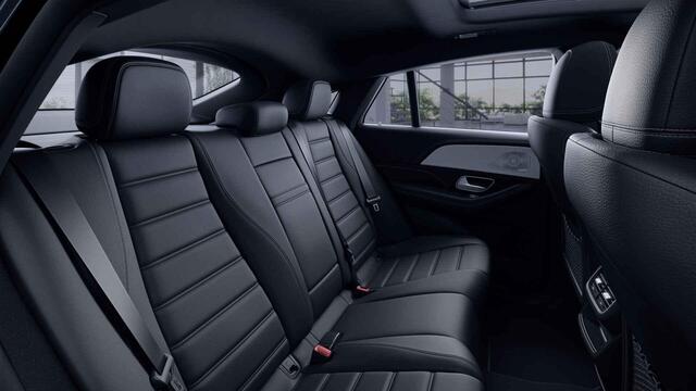 Mercedes-Benz GLE-KLASSE Coupé 350 e 4MATIC Premium | AMG | Panoramadak | Burmester | Trekhaak | Massagefunctie | Rijassistentiepakket |