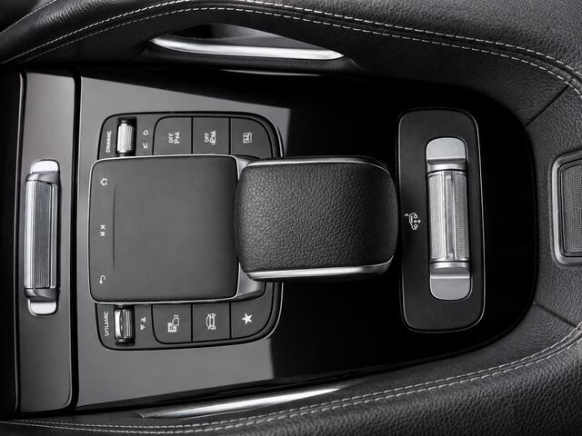 Mercedes-Benz GLE-KLASSE 400 D AMG Grijs Kenteken luchtvering Pano Trekhaak Stoelventilatie ACC Standkachel Head Up Burmester