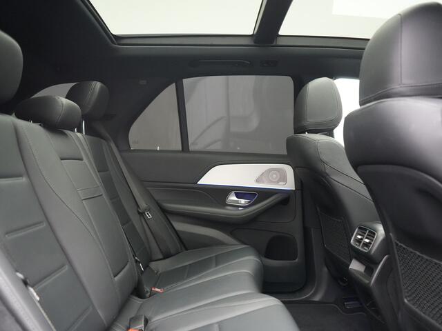Mercedes-Benz GLE-KLASSE 350 e 4MATIC AMG Night PHEV 333pk Dealer O.H. | Trekhaak Af Fabriek | Panodak | Adaptive Cruise | 360 Camera | Burmester Audio | Lederen Sportstoelen Memory & Verwarmd | Sfeerverlichting | Keyless | Blis | Widescreen Navi | Apple Carplay | Plug In Hybrid |