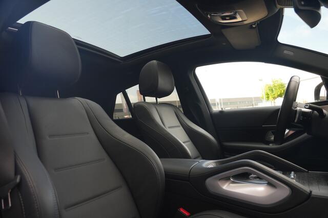 Mercedes-Benz GLE-KLASSE Coupé 400 e 4MATIC AMG Premium | Facelift | 381PK | Pano | Burmester | 360° | HUD | 21" | Mercedes-Benz GLE Coupé 400e 4MATIC+ Premium 381 PK met Plug-in Hybride, Panoramadak, Burmester, 360° camera, Elektrische stoelen, Head-Up Display, luchtvering