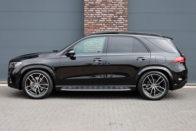 Mercedes-Benz GLE-KLASSE 400 e 4MATIC AMG Line | Luchtvering | Distronic | Burmester | Verwarmd Stuurwiel | Panoramadak | Trekhaak | Stoelverwarming V+A | Augmented Reality | Surround Camera |