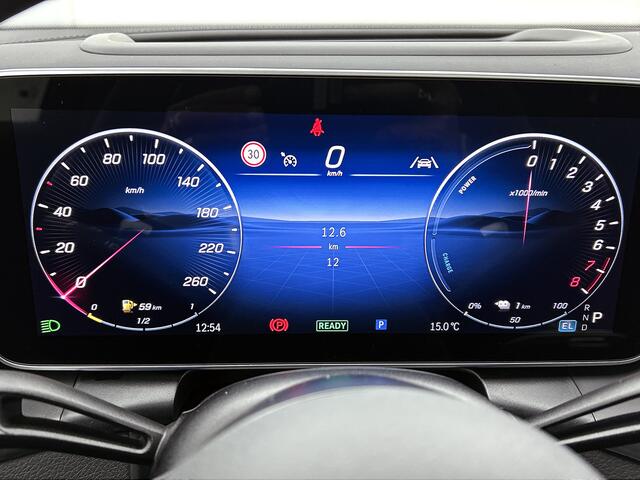 Mercedes-Benz Glc Coupé 300e 4MATIC Sport Edition | Premium Plus | Winterpakket | Nightpakket | Trekhaak | 20 inch AMG velgen | AMG spoiler | Head-up display | Burmester® 3D sound systeem | 360° camera | Augmented Reality navigatie |