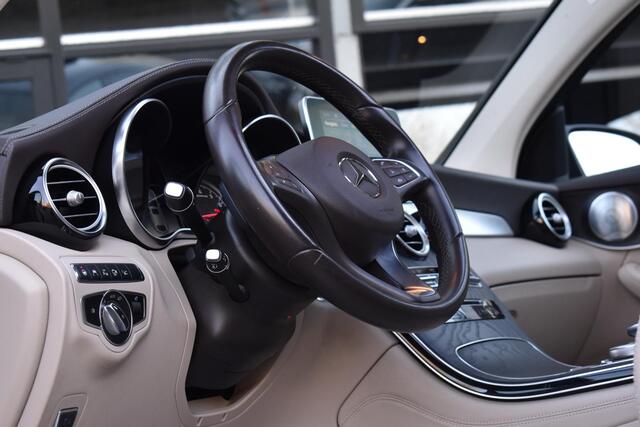 Mercedes-Benz Glc Coupé AMG 43 4MATIC Pano Lane 360C Keyless Burmester