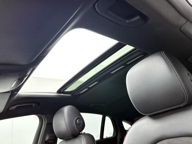 Mercedes-Benz Glc Coupé AMG 63 4MATIC+ Premium Plus V8 | 476 pk | 360°-camera | MBUX Augmented Reality navigatie | Sfeerverlichting | Inclusief 24 maanden MB Certified garantie voor Europa.