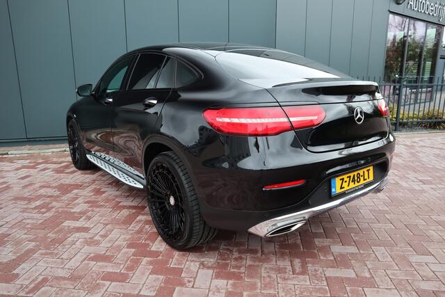 Mercedes-Benz Glc Coupé 350e 4MATIC Premium Plus 327 PK. AMG Pakket Luchtvering Vol Leder Burmester Audio Head-up. Etc. Etc.