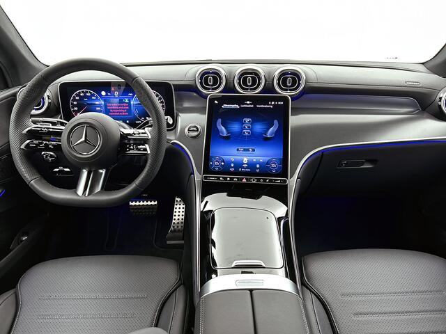 Mercedes-Benz Glc Coupé 300e 4MATIC Business Solution AMG | Advanced plus | Nightpakket | Trekhaak | Smartphone-integratie | Sierdelen ruitlook zilvergrijs | Sfeerverlichting | Stoelverwarming |