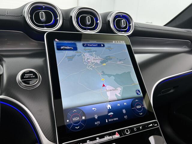 Mercedes-Benz Glc Coupé 300e 4MATIC Business Solution AMG | Advanced plus | Nightpakket | Panoramaschuifdak | Smartphone-integratie | Stoelverwarming | Sfeerverlichting | Sierdelen ruitlook zilvergrijs |