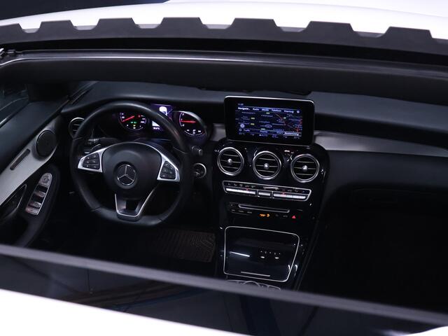 Mercedes-Benz Glc Coupé 250 4MATIC Premium Plus AMG Line [SCHUIFKANTELDAK, TREKHAAK UITKLAPBAAR, BURMESTER, ELEKTRISCH VERSTELBARE STOELEN, SPORTSTUUR, SPORTSTOELEN, STOELVERWARMING, CAMERA, ADAPTIVE CRUISE, BLUETOOTH, CLIMATE, NIEUWSTAAT]