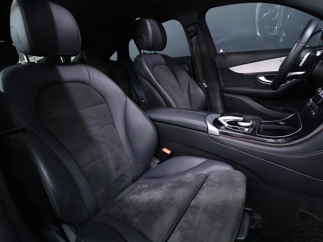 Mercedes-Benz Glc Coupé 250 4MATIC Premium Plus AMG Line [SCHUIFKANTELDAK, TREKHAAK UITKLAPBAAR, BURMESTER, ELEKTRISCH VERSTELBARE STOELEN, SPORTSTUUR, SPORTSTOELEN, STOELVERWARMING, CAMERA, ADAPTIVE CRUISE, BLUETOOTH, CLIMATE, NIEUWSTAAT]
