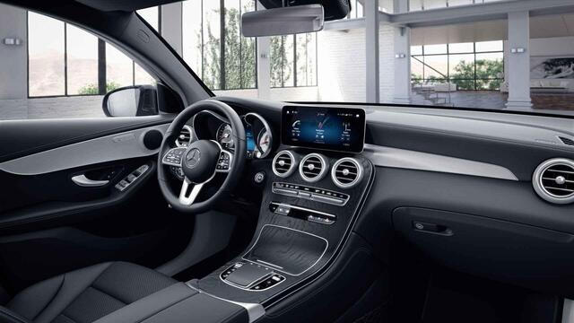 Mercedes-Benz Glc Coupé 300e 4MATIC Premium | Trekhaak | Achteruitrijcamera | Stoelverwarming |