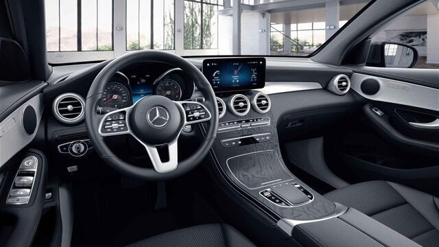 Mercedes-Benz Glc Coupé 300e 4MATIC Premium | Trekhaak | Achteruitrijcamera | Stoelverwarming |