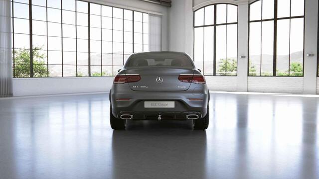 Mercedes-Benz Glc Coupé 300e 4MATIC Business Solution AMG | Night | Trekhaak | Widescreen | 19" lichtmetalen velgen | Stoelverwarming |