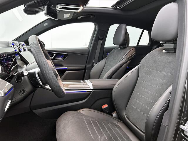 Mercedes-Benz Glc Coupé 300 e 4MATIC Sport Edition | Premium | Winterpakket | Nightpakket | Trekhaak | DISTRONIC | AMG spoiler | Panoramaschuifdak | Smartphone-integratie | Sfeerverlichting |