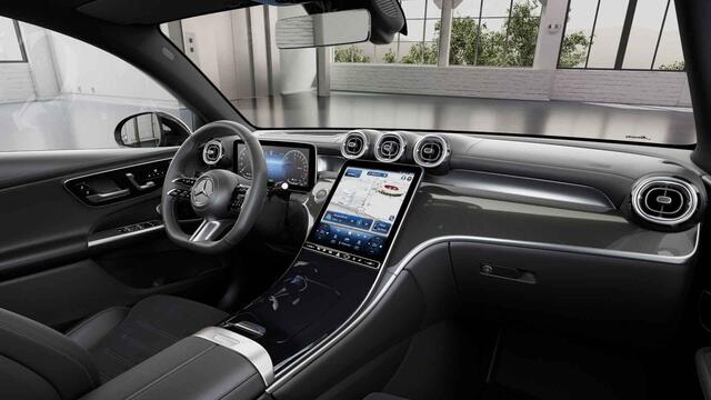 Mercedes-Benz Glc Coupé 300e 4MATIC Sport Edition | AMG | Panoramadak | Premium | Head-up | Trekhaak | Keyless |