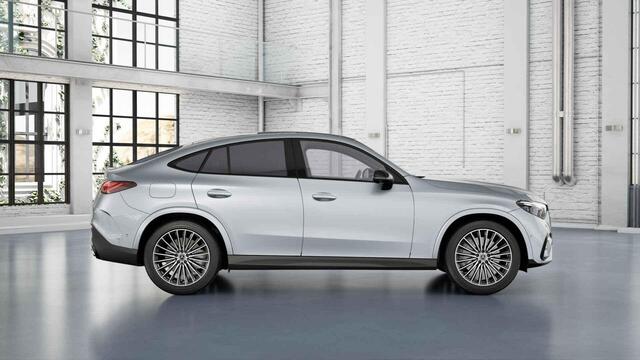 Mercedes-Benz Glc Coupé 300e 4MATIC Sport Edition | AMG | Panoramadak | Premium | Head-up | Trekhaak | Keyless |