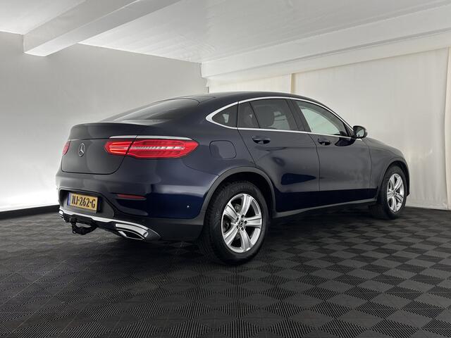 Mercedes-Benz Glc Coupé 220 d 4MATIC Ambition (INCL.BTW) *PANO | LEATHER | FULL-LED | HEATED-SPORTSEATS | CAMERA | NAVI-FULLMAP | PRIVACY-GLASS | ECC | PDC | CRUISE | TOWBAR | 18''ALU*