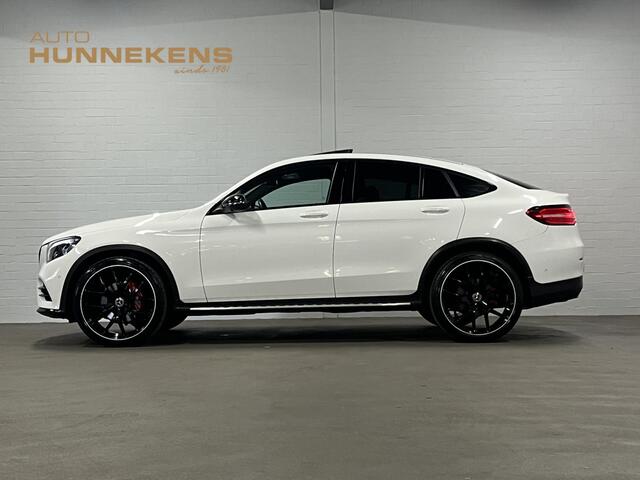 Mercedes-Benz Glc Coupé 250 4MATIC AMG line *68.332KM* Open dak | Burmester | Cruise control | Stoelverwarming | 360 camera | 22" wielen