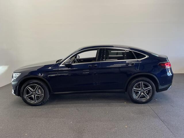 Mercedes-Benz Glc Coupé 300e 4MATIC 320pk PHEV AMG Line Navigatie Apple Carplay/Android Auto Camera Parkeersensoren Cruise Control Full Led Elektrische achterklep Stoelverwarming Climate Control Lichtmetalen velgen