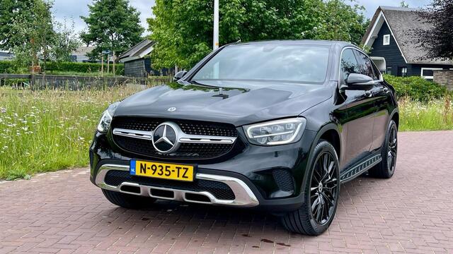 Mercedes-Benz Glc Coupé 300e 4MATIC | Trekhaak | 20Inch | NL-Auto |