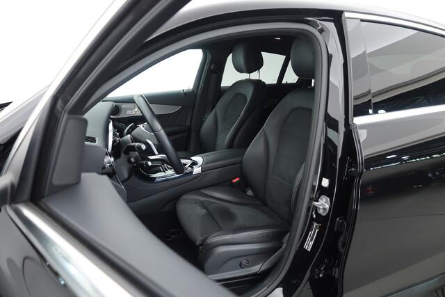 Mercedes-Benz Glc Coupé 250 4MATIC Business Solution AMG | Cruise Control | Memory | Stoelverw. | Camera | Bluetooth | 2400kg Trekgewicht | PDC V+A