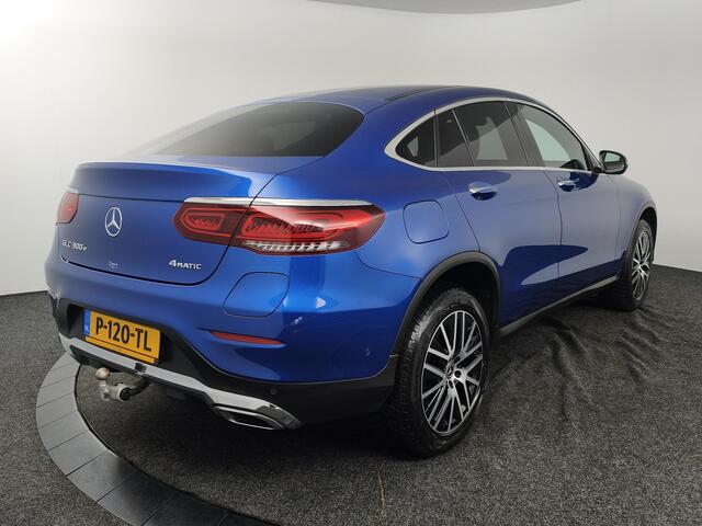 Mercedes-Benz Glc Coupé 300e 4MATIC Business Solution Luxury | Trekhaak | Leder | 360° Camera | Schuif-/kanteldak |