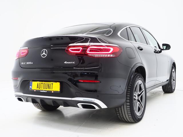 Mercedes-Benz Glc Coupé 300e 4MATIC AMG | Leder/Alcantara | Camera | Stoelverwarming | Sportstuur | Cruise | DAB | Carplay
