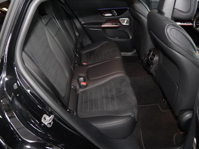 Mercedes-Benz Glc Coupé 300e 4MATIC AMG Line | Night | Panoramadak | Burmester | Headup | Trekhaak | Memory | Digital Light |