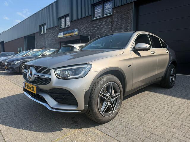 Mercedes-Benz Glc Coupé 300e 4MATIC Business Solution AMG | 2E EIGENAAR | 12MND GARANTIE | LEDER | SFEERVERL. | BURMESTER | CRUISE | AIRCO | LED | CARPLAY |