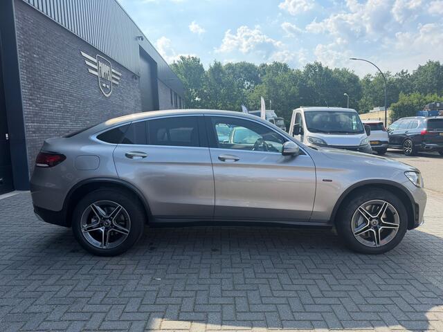 Mercedes-Benz Glc Coupé 300e 4MATIC Business Solution AMG | 2E EIGENAAR | 12MND GARANTIE | LEDER | SFEERVERL. | BURMESTER | CRUISE | AIRCO | LED | CARPLAY |