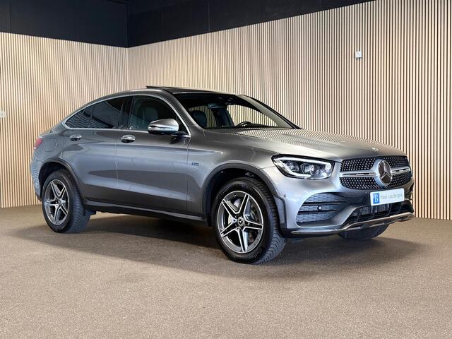 Mercedes-Benz Glc Coupé 300e 4 Matic AMG STYLING-SCHUIFDAK-TREKHAAK-SOUND-360 CAMERA-COMPLEET