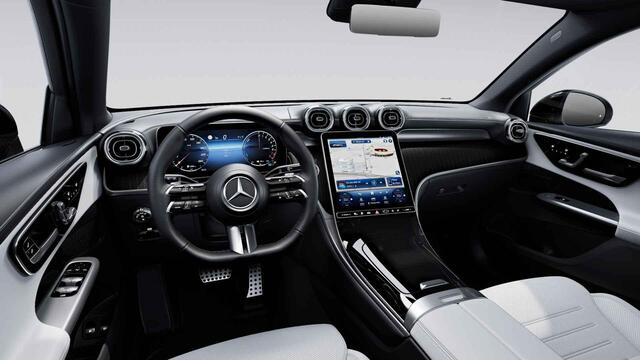 Mercedes-Benz Glc Coupé 300e 4MATIC Business Solution AMG | Treeplanken | Premium Pakket | Trekhaak | Panoramaschuifdak | Stoelventilatie |
