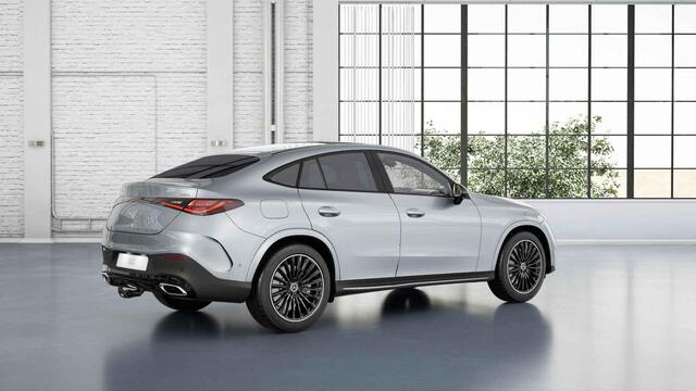 Mercedes-Benz Glc Coupé 300e 4MATIC Business Solution AMG | Night | Panoramaschuifdak | Premium Pakket | Digital light | Treeplanken | Trekhaak |