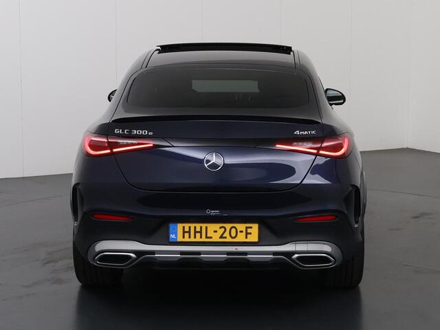 Mercedes-Benz Glc Coupé 300e 4MATIC AMG Line | Trekhaak | Memory | Sfeerverlichting | Stoelverwarming | Achteruitrijcamera |