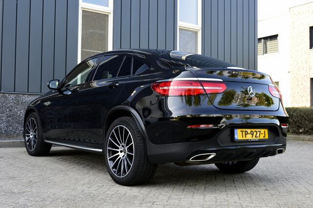 Mercedes-Benz Glc Coupé 250 4MATIC Premium Plus AMG-Styling Rijklaarprijs-Garantie Schuifdak Leder Interieur 20Inch Rond omzicht camera