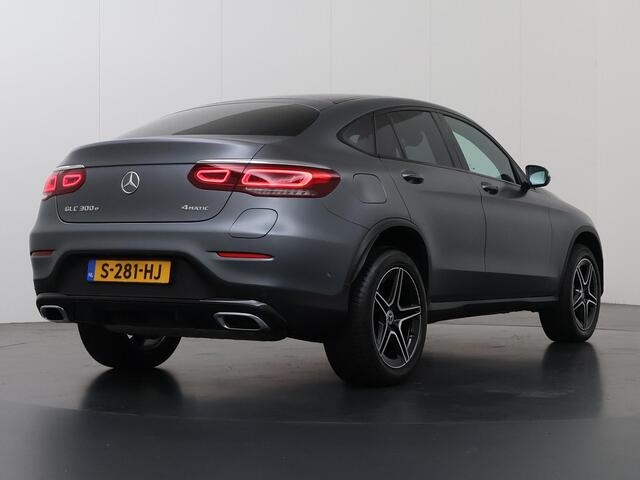 Mercedes-Benz Glc Coupé 300e 4MATIC Business Solution AMG | Night | Trekhaak | Widescreen | 19" lichtmetalen velgen | Stoelverwarming |