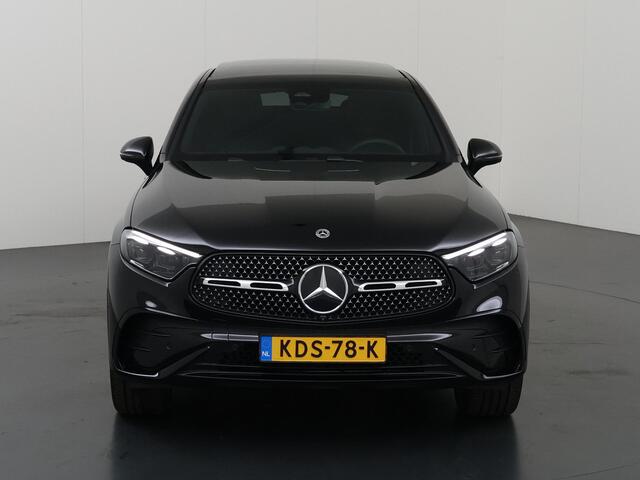 Mercedes-Benz Glc Coupé 300e 4MATIC Sport Edition | Night | Panoramadak | Premium | Trekhaak | Digital light | Burmester | Head-up display |