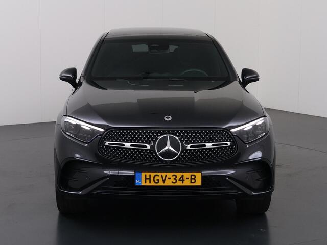Mercedes-Benz Glc Coupé 300e 4MATIC Sport Edition | Premium pakket | Winter pakket | Burmester | Treeplanken |