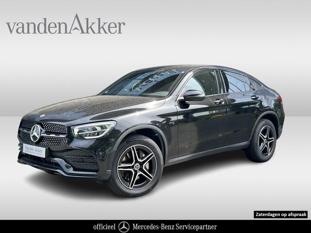 Mercedes-Benz Glc Coupé 300e AMG 4Matic // Trekhaak // 360 Camera // Sfeerverlichting // Augmented Reality // Night Pakket // Digitaal dashbord