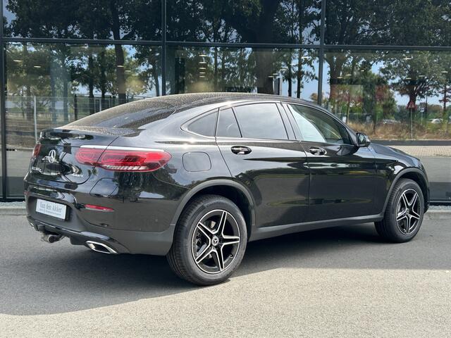 Mercedes-Benz Glc Coupé 300e AMG 4Matic // Trekhaak // 360 Camera // Sfeerverlichting // Augmented Reality // Night Pakket // Digitaal dashbord