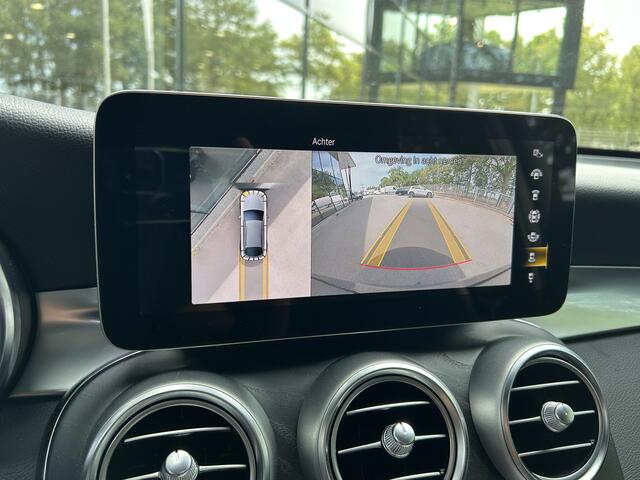 Mercedes-Benz Glc Coupé 300e AMG 4Matic // Trekhaak // 360 Camera // Sfeerverlichting // Augmented Reality // Night Pakket // Digitaal dashbord