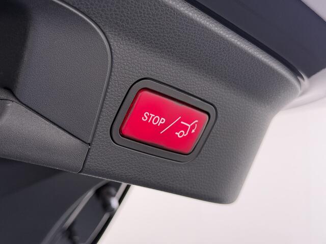 Mercedes-Benz Glc Coupé 300e 4Matic AMG // Trekhaak // Burmester // Digitaal Dashbord // Carplay // Nightpakket // Alarm