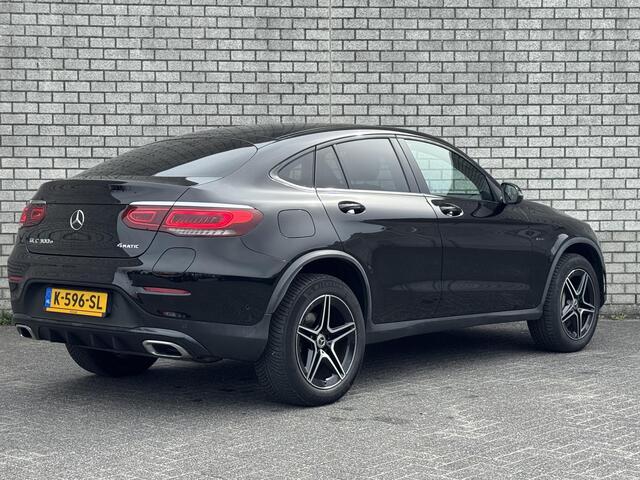 Mercedes-Benz Glc Coupé 300e 4MATIC Business Solution AMG | Camera | Navigatie | Stoelverwarming | Elektrische Achterklep |